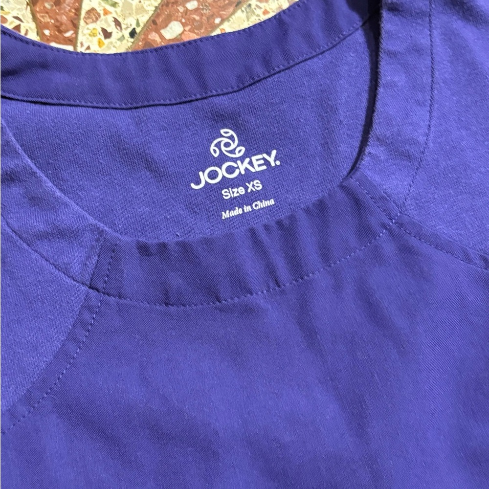 5 XS Scrub tops - Picture 4 of 13